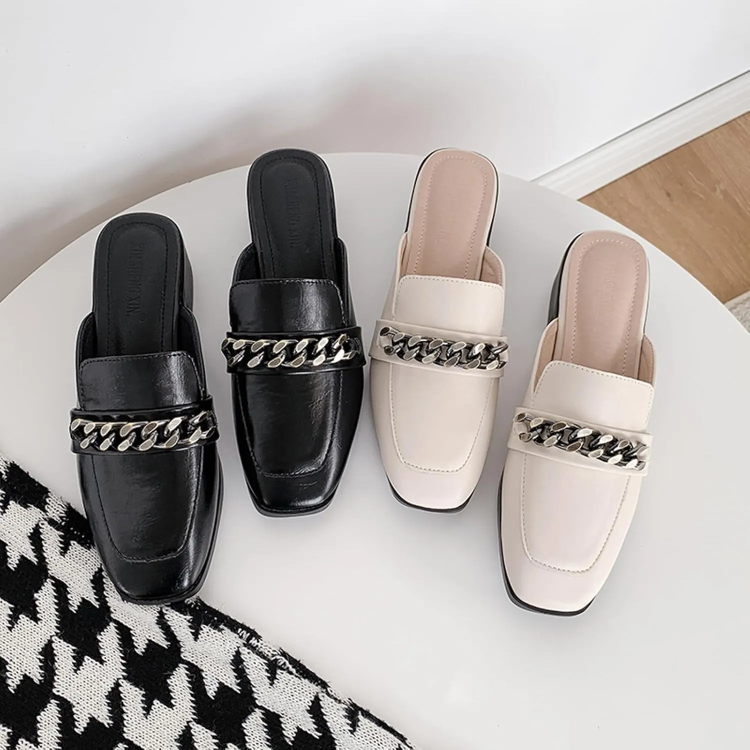 Women's Metal Chain Decor Flat Mules Square Toe Chunky Heel Slip-on Leather Backless Loafers Slides Chunky Heel Shoes